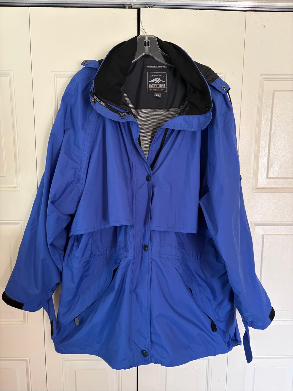 Vintage Pacific Trail Womens Gorpcore Hike Outdoors Size 2X Waterproof Granola